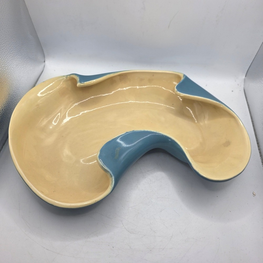 Vintage Red Wing USA M1460 Mid Century Modern Freeform Amoeba Bowl Blue Yellow